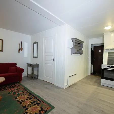 Kaikanten Rorbuer - 3* Røst